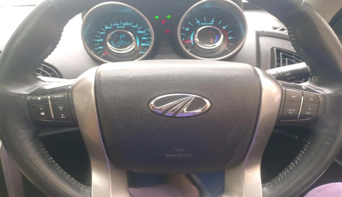 2018 Mahindra XUV500 W11 AT, Diesel, Automatic, 1,28,553 km, interior