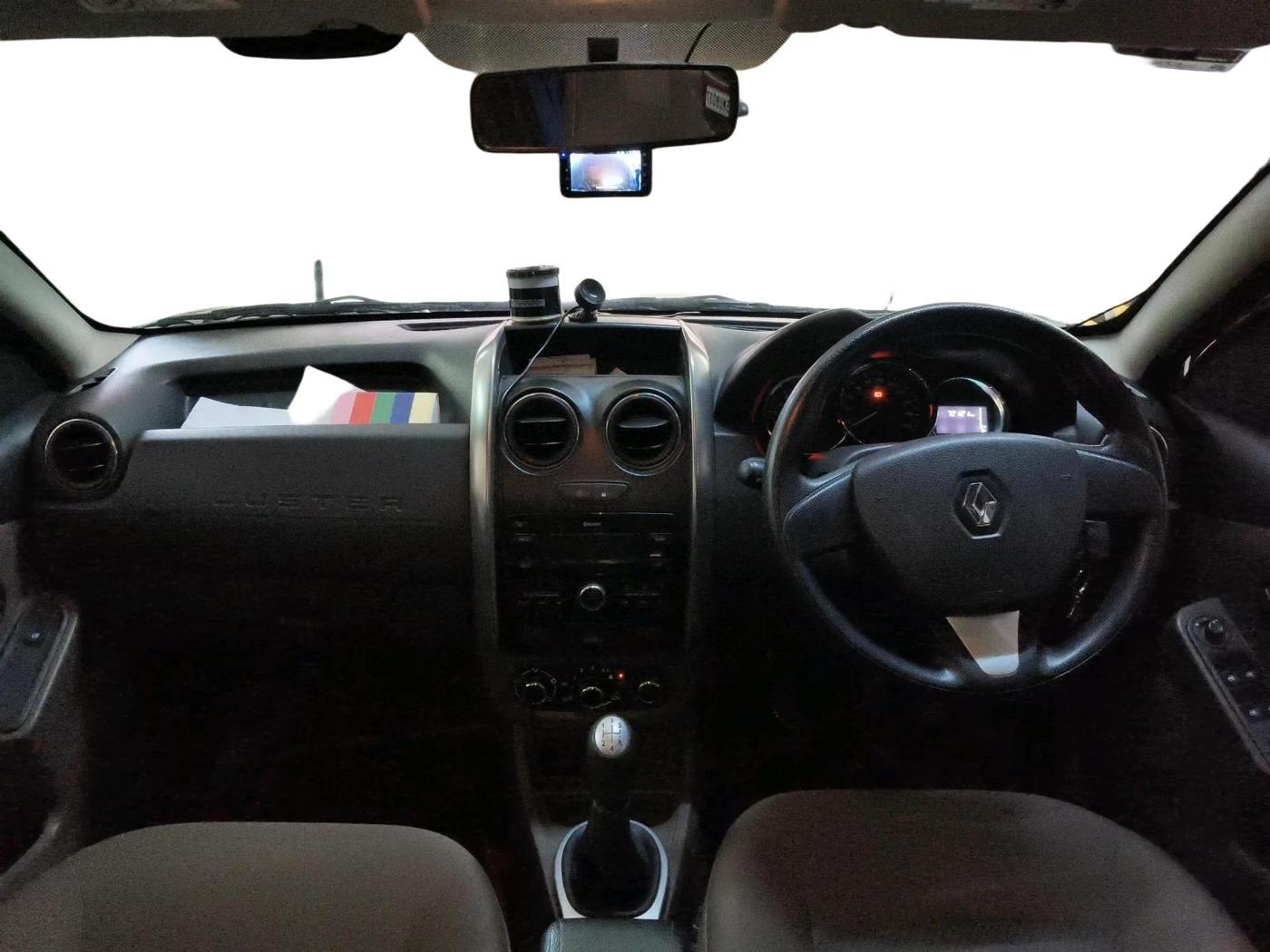2017 Renault Duster RXL PETROL, Petrol, Manual, 72,121 km, interior