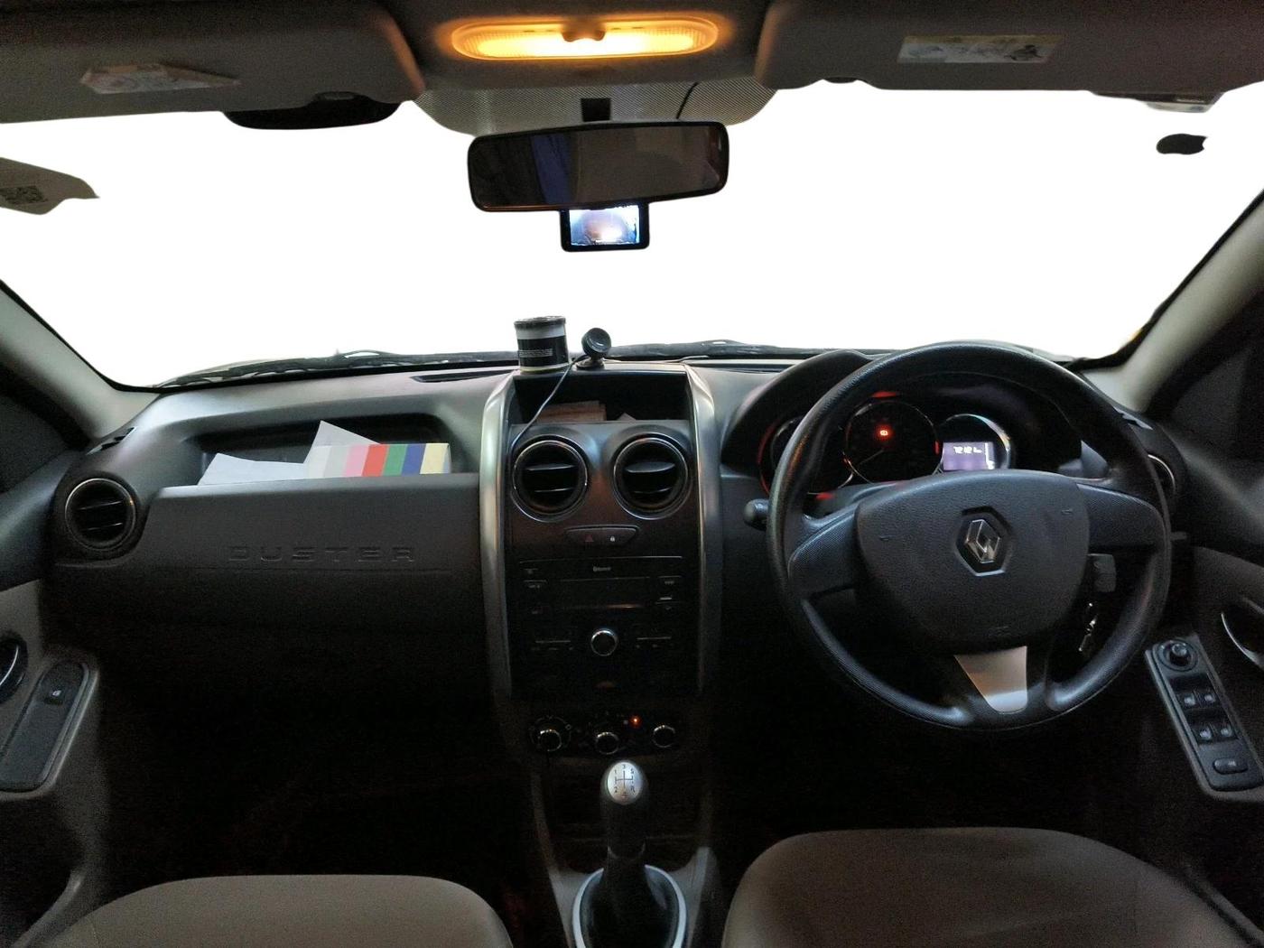 2017 Renault Duster RXL PETROL, Petrol, Manual, 72,121 km, interior