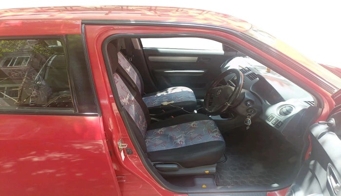 2007 Maruti Swift VXI 1.3, Petrol, Manual, 1,50,072 km, interior