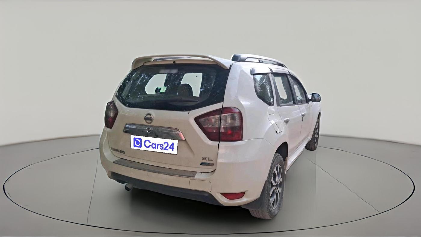 2014 Nissan Terrano XL D PLUS, Diesel, Manual, 2,06,491 km, exterior