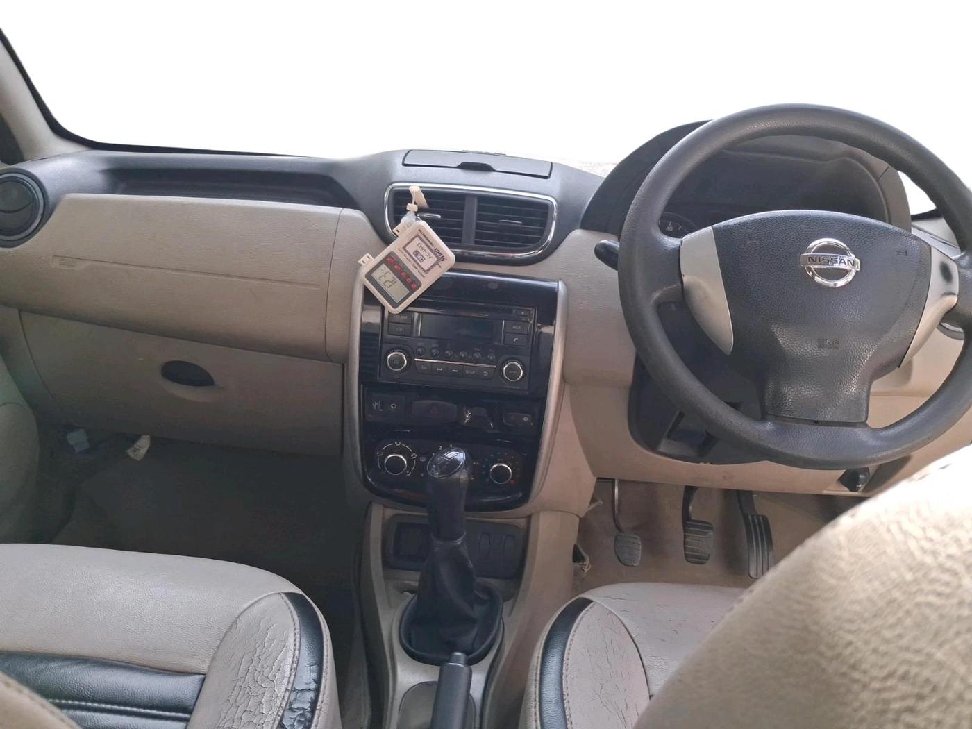 2014 Nissan Terrano XL D PLUS, Diesel, Manual, 2,06,491 km, interior