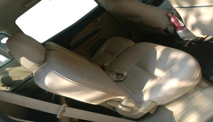 2014 Honda Mobilio 1.5L I-DTEC RS, Diesel, Manual, 1,45,346 km, interior