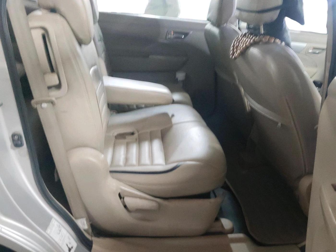 2013 Maruti Ertiga VDI, Diesel, Manual, 1,93,071 km, interior