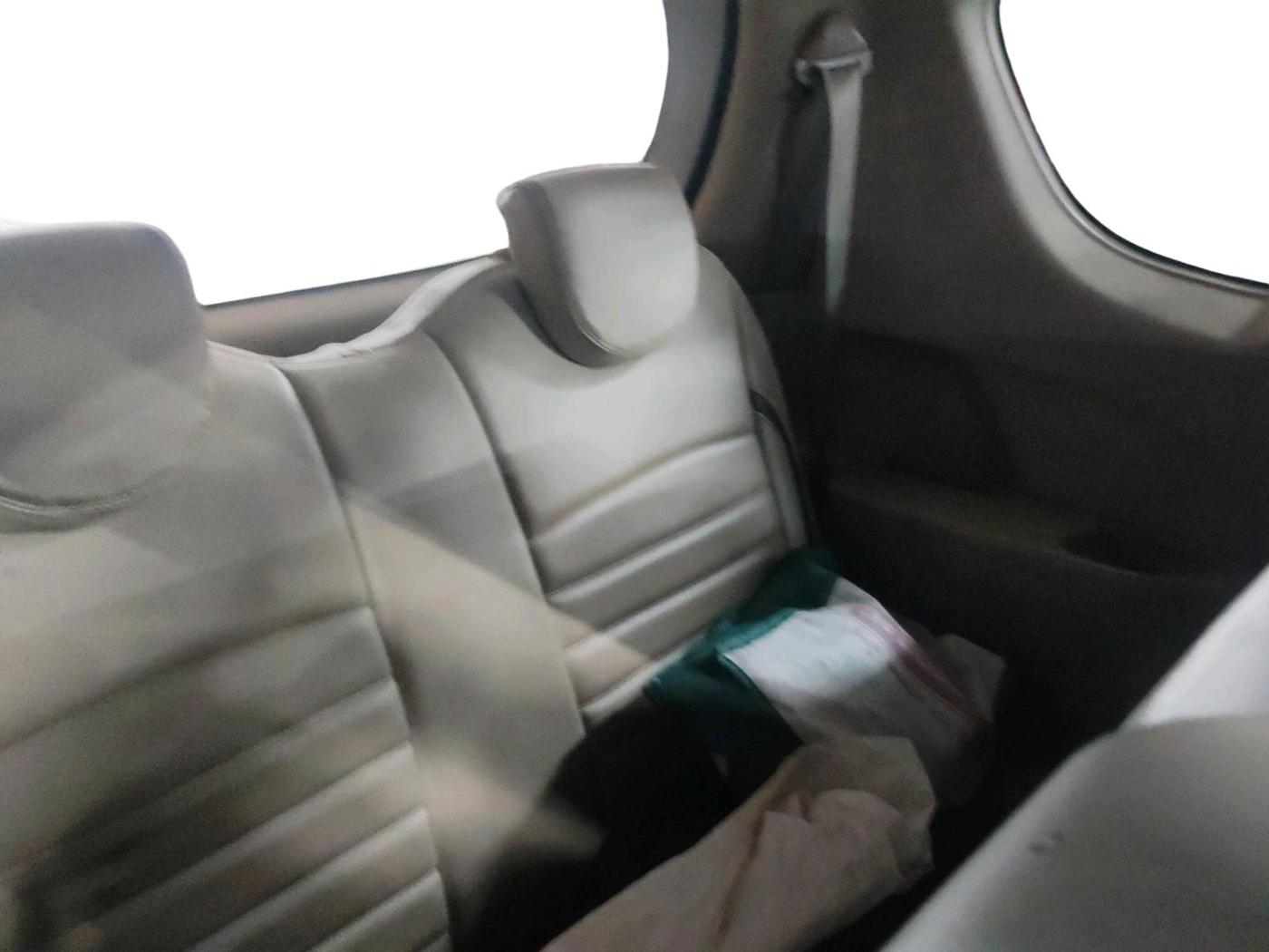 2013 Maruti Ertiga VDI, Diesel, Manual, 1,93,071 km, interior