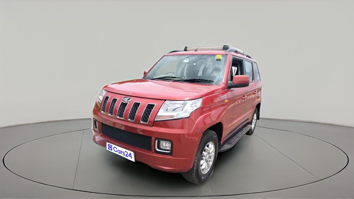 2017 Mahindra TUV300 T8, Diesel, Manual, 1,07,869 km, exterior