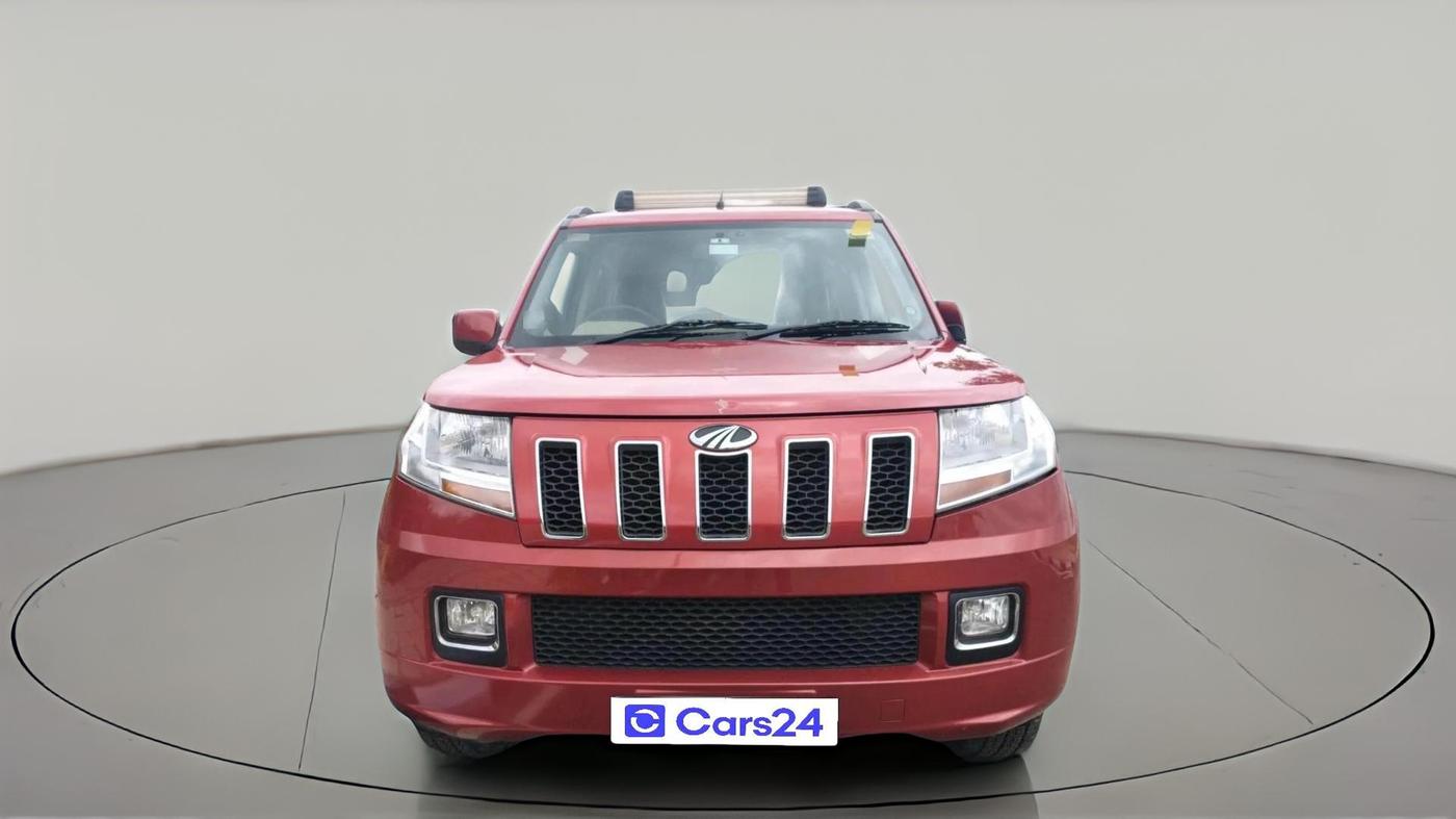 2017 Mahindra TUV300 T8, Diesel, Manual, 1,07,869 km, exterior