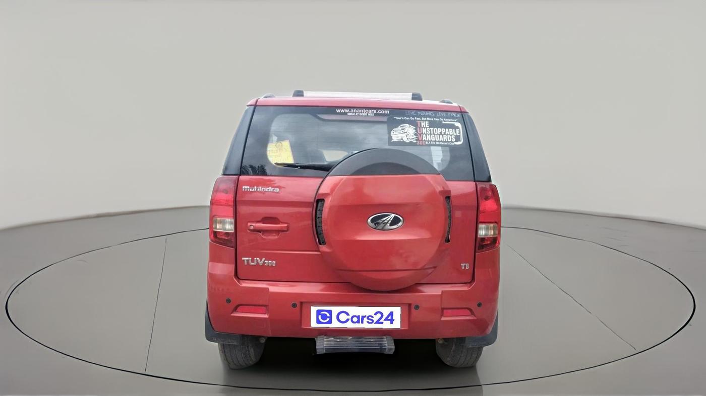 2017 Mahindra TUV300 T8, Diesel, Manual, 1,07,869 km, exterior