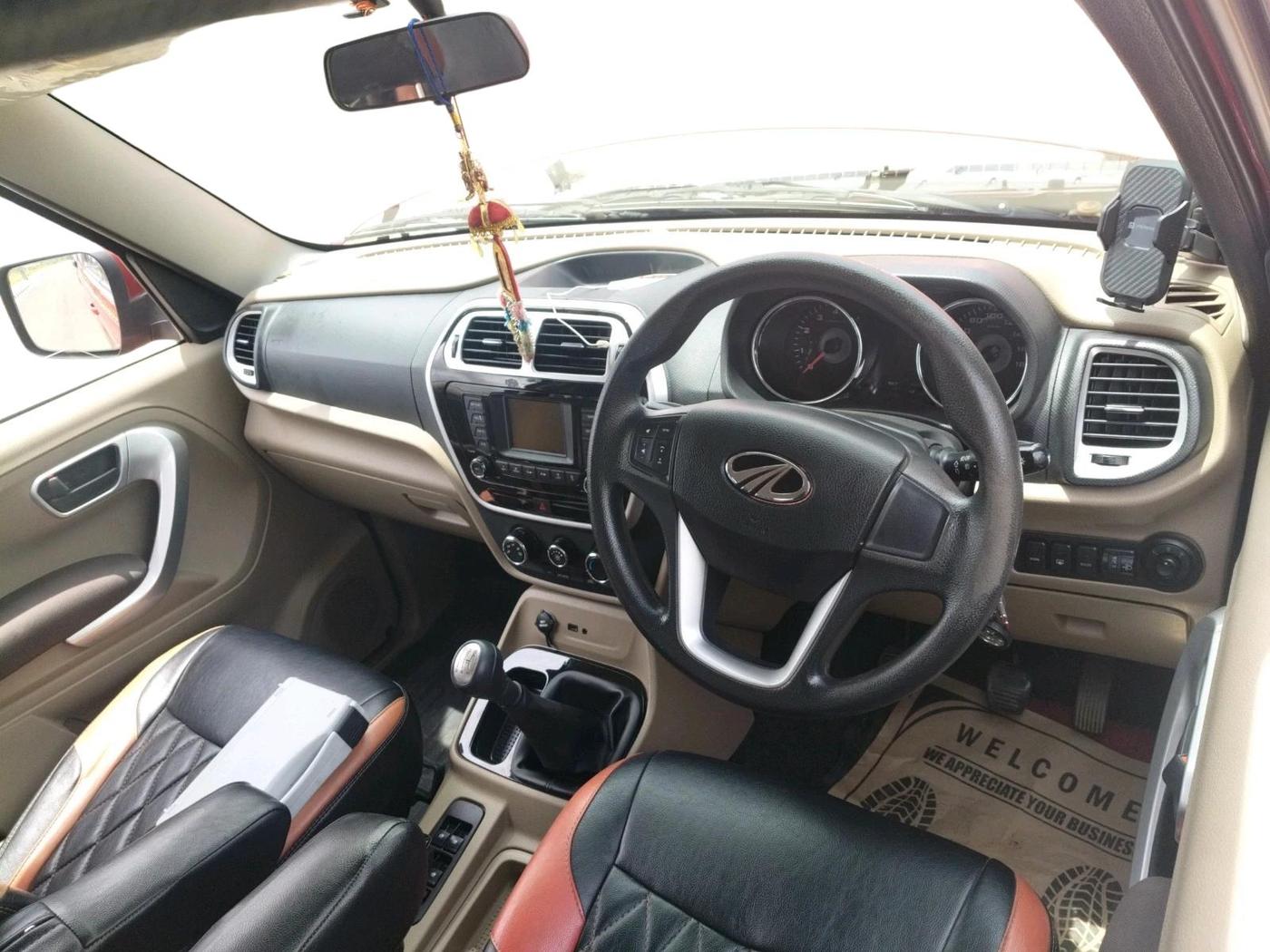 2017 Mahindra TUV300 T8, Diesel, Manual, 1,07,869 km, interior