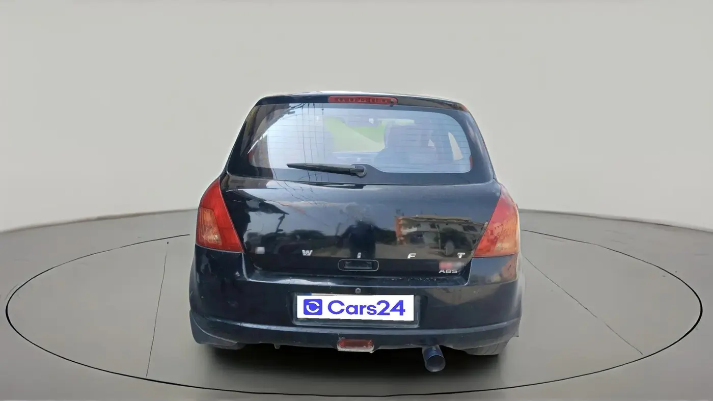 2007 Maruti Swift ZXI 1.3, Petrol, Manual, 2,03,579 km, exterior