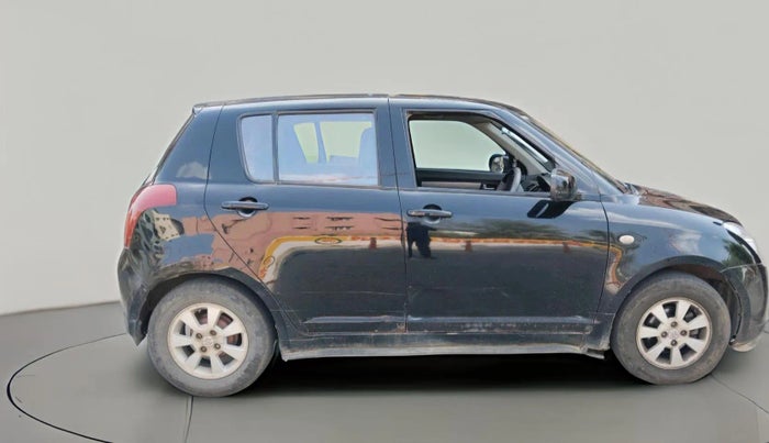 2007 Maruti Swift ZXI 1.3, Petrol, Manual, 2,03,579 km, exterior