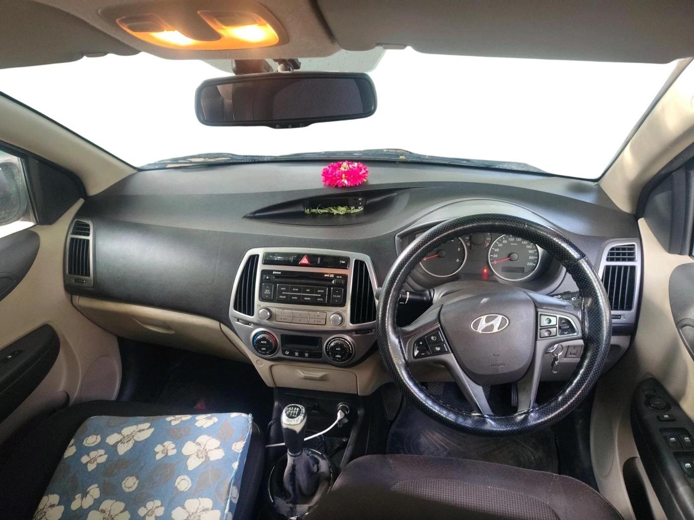 2012 Hyundai i20 SPORTZ 1.4 CRDI, Diesel, Manual, 1,12,469 km, interior