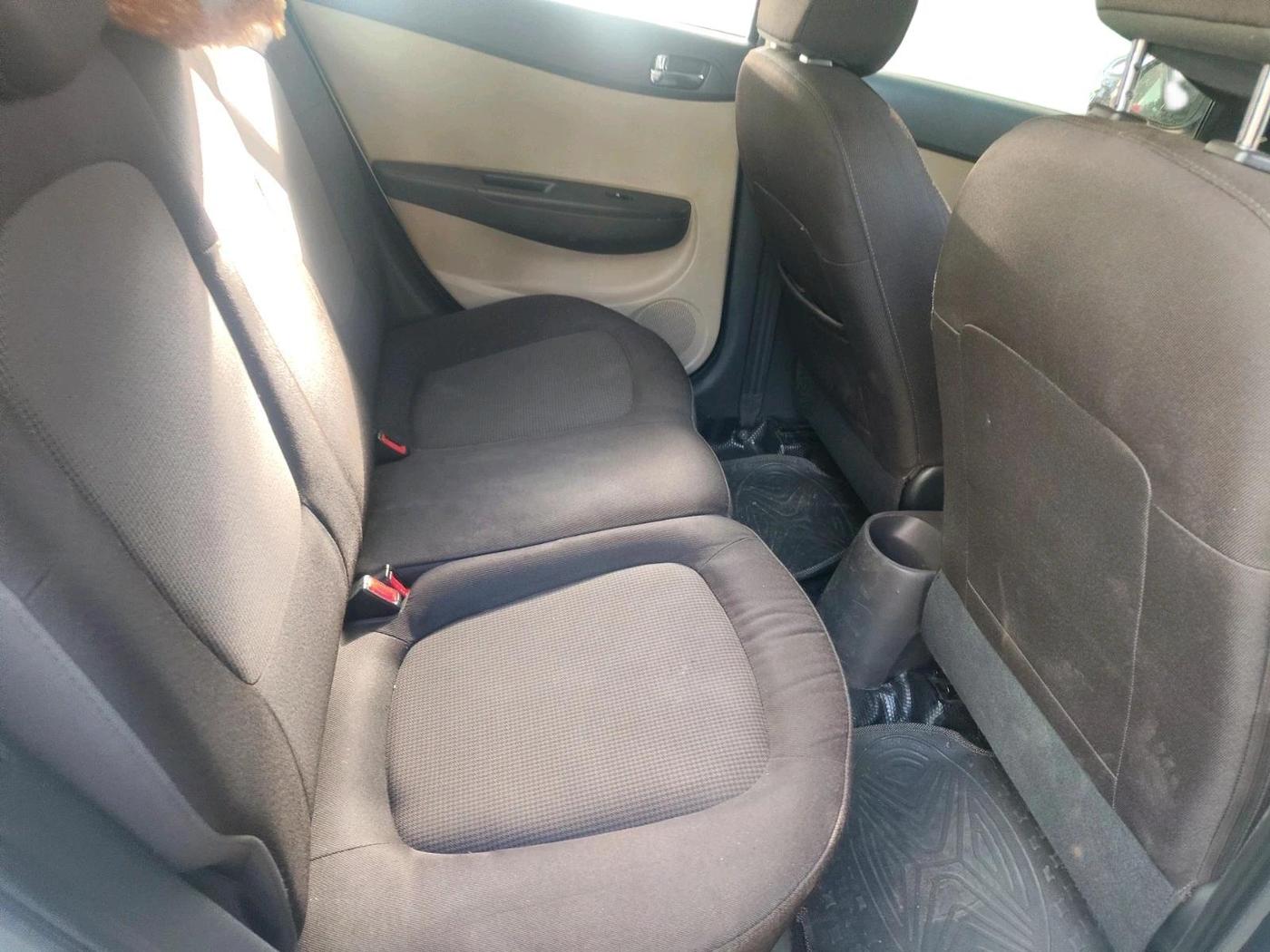 2012 Hyundai i20 SPORTZ 1.4 CRDI, Diesel, Manual, 1,12,469 km, interior