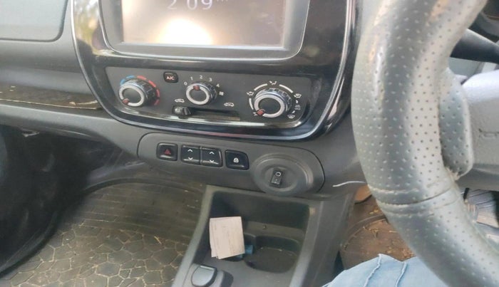 2016 Renault Kwid RXT 0.8, Petrol, Manual, 91,386 km, interior