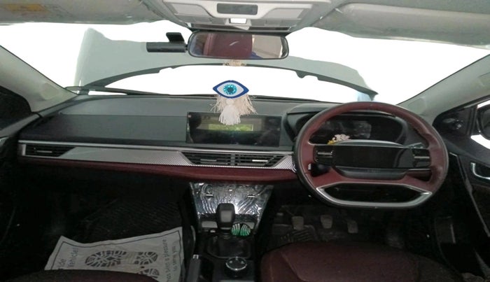 2025 Tata Curvv Accomplished S 1.2 Petrol 6MT, Petrol, Manual, 5,026 km, interior