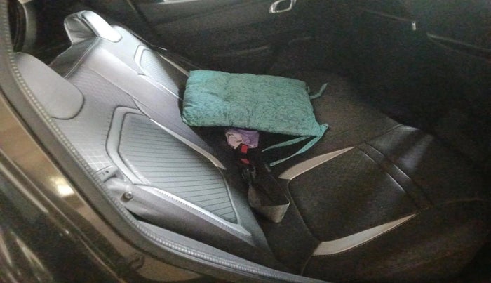 2019 Renault Kwid RXT 1.0 AMT, Petrol, Automatic, 53,355 km, interior