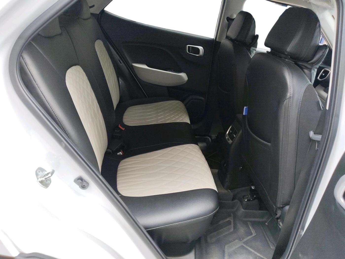 2025 Hyundai VENUE S(O) 1.2, Petrol, Manual, 10,961 km, interior
