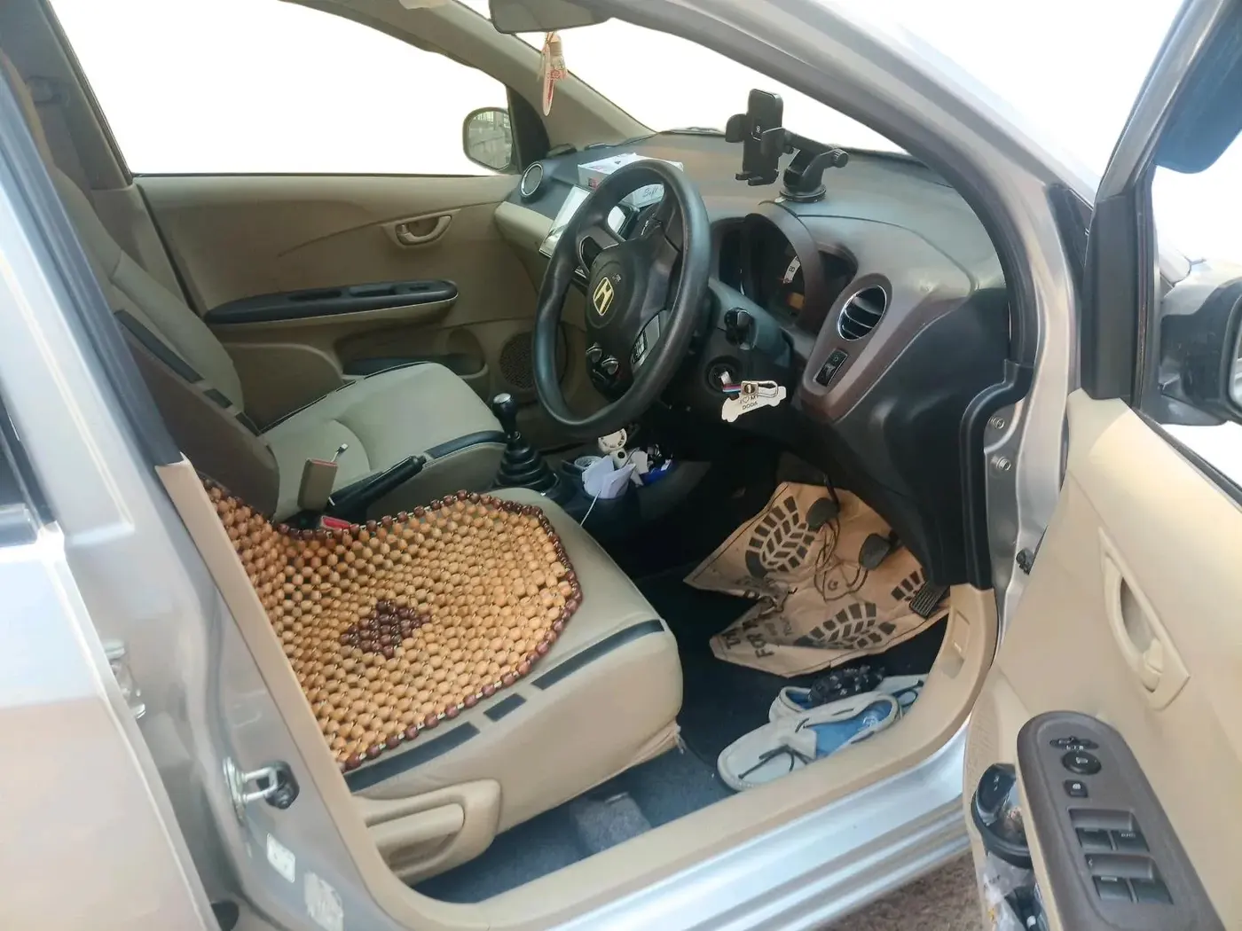2012 Honda Brio S MT, Petrol, Manual, 84,328 km, interior