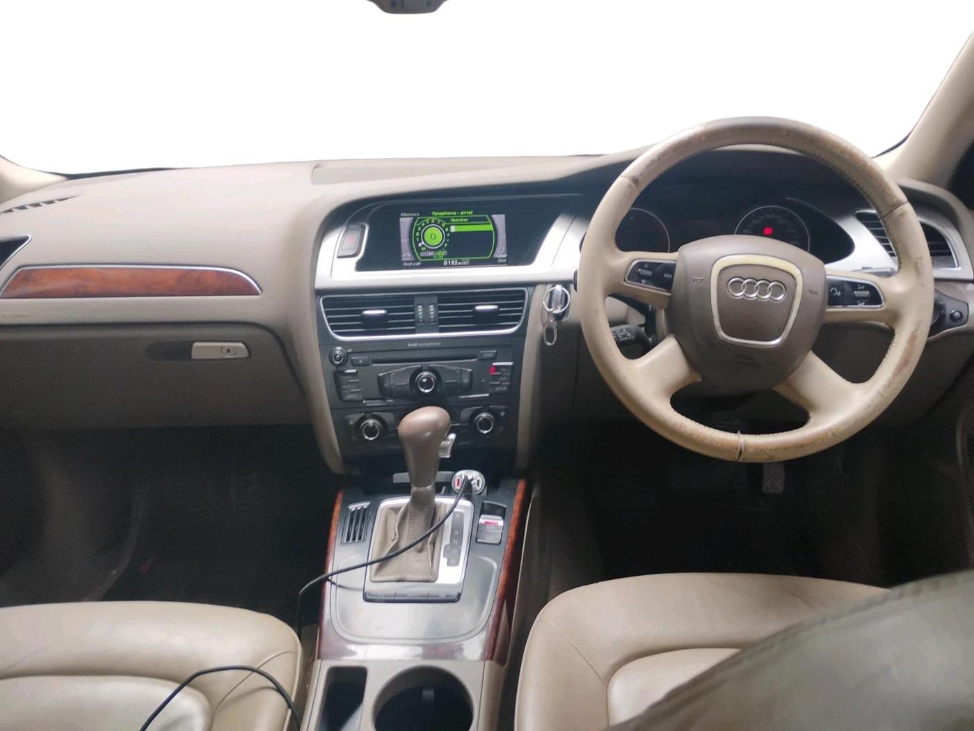 2010 Audi A4 2.0 TDI, Diesel, Automatic, 1,62,804 km, interior