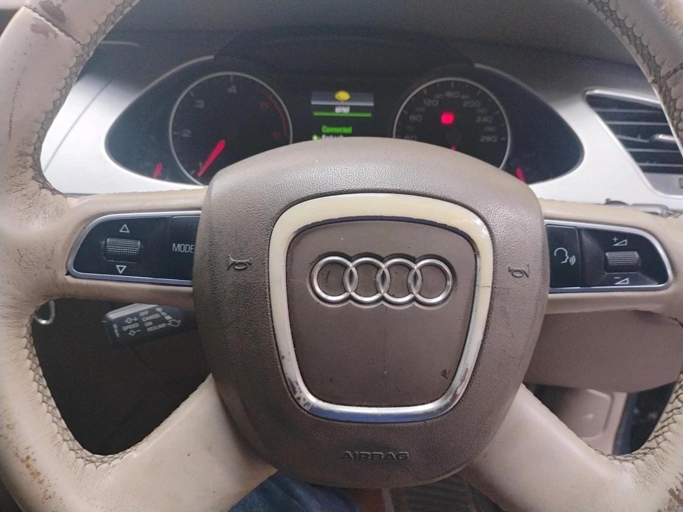 2010 Audi A4 2.0 TDI, Diesel, Automatic, 1,62,804 km, interior