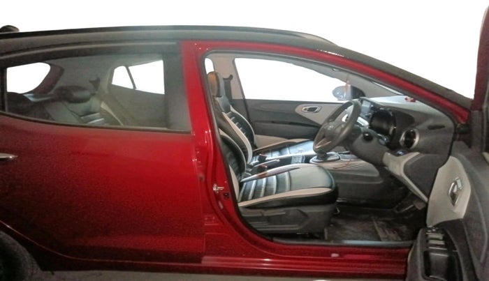 2022 Hyundai GRAND I10 NIOS ASTA AMT 1.2 KAPPA VTVT, Petrol, Automatic, 13,083 km, interior