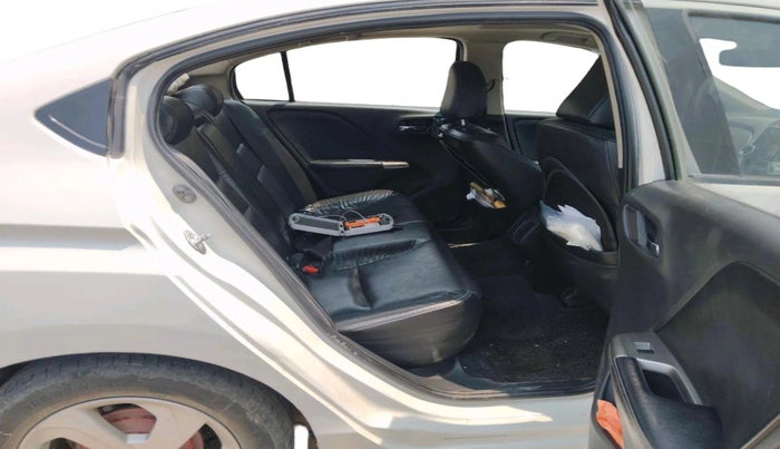 2016 Honda City 1.5L I-VTEC VX, Petrol, Manual, 1,82,010 km, interior