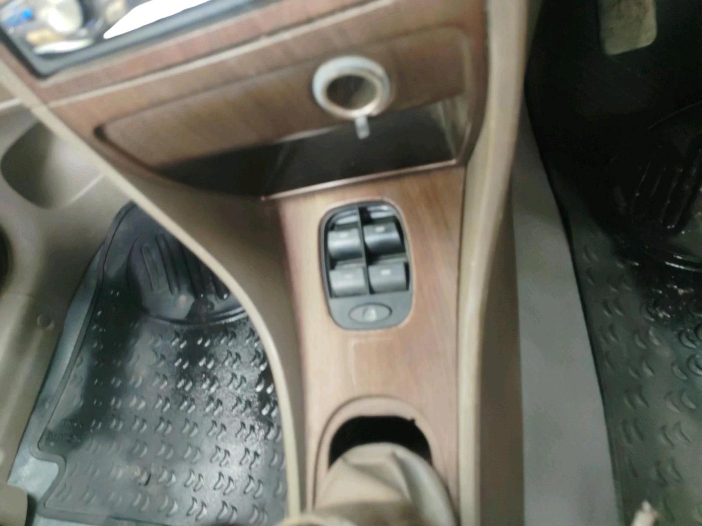 2013 Tata Indigo ECS LX CR4, Diesel, Manual, 2,00,001 km, interior