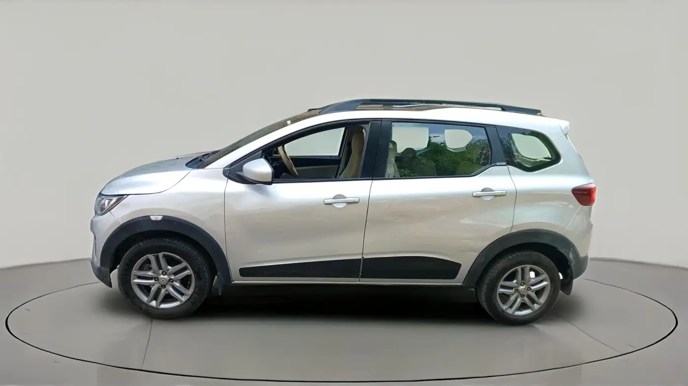 2020 Renault TRIBER RXZ, Petrol, Manual, 76,967 km, exterior