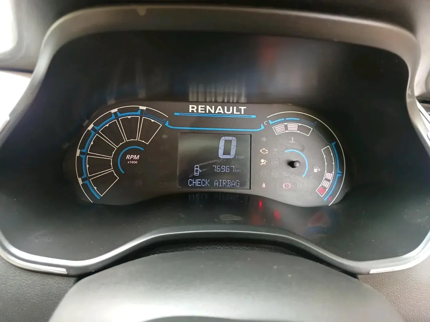 2020 Renault TRIBER RXZ, Petrol, Manual, 76,967 km, interior