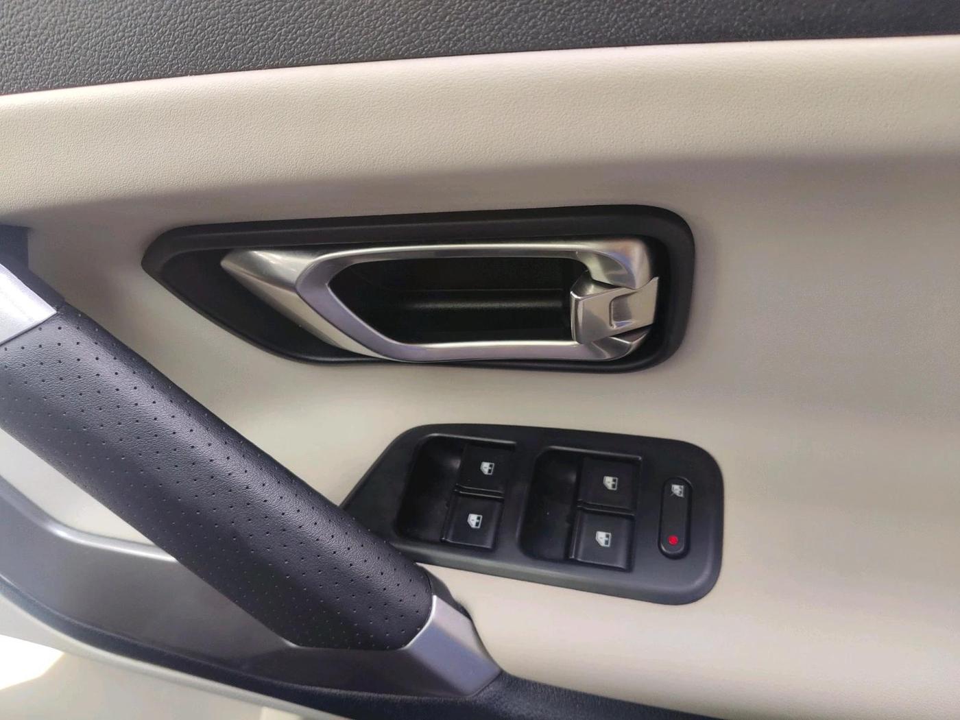 2021 Tata Safari XZA PLUS, Diesel, Automatic, 67,043 km, interior