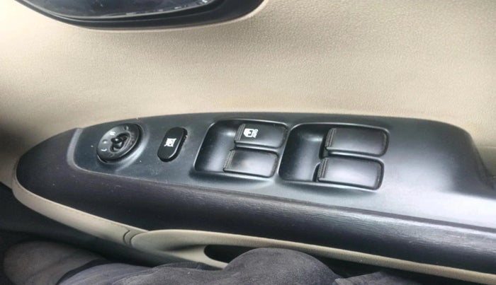 2012 Hyundai i10 SPORTZ 1.2 AT, Petrol, Automatic, 34,501 km, interior