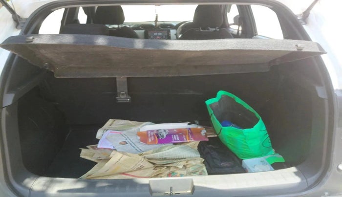 2022 Nissan MAGNITE XE, Petrol, Manual, 47,597 km, exterior