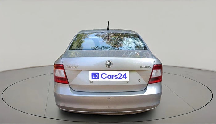 2015 Skoda Rapid 1.6 MPI STYLE PLUS, Petrol, Manual, 67,300 km, exterior