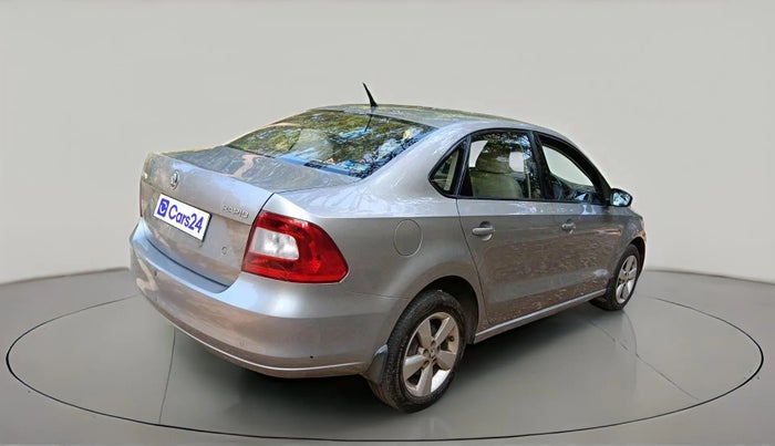 2015 Skoda Rapid 1.6 MPI STYLE PLUS, Petrol, Manual, 67,300 km, exterior