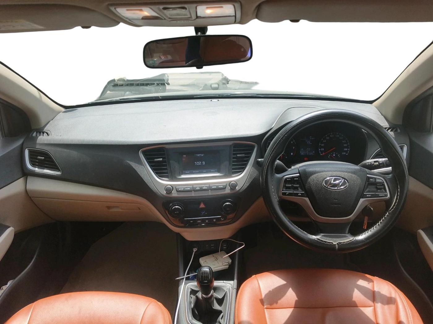 2019 Hyundai Verna 1.4 EX PETROL, Petrol, Manual, 81,826 km, interior