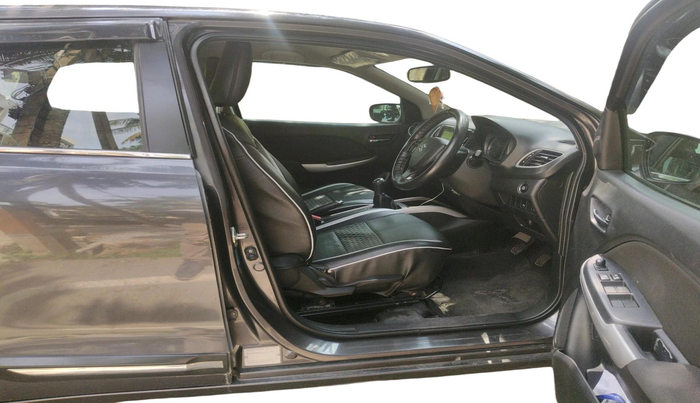 2017 Maruti Baleno ALPHA PETROL 1.2, Petrol, Manual, 1,15,960 km, interior
