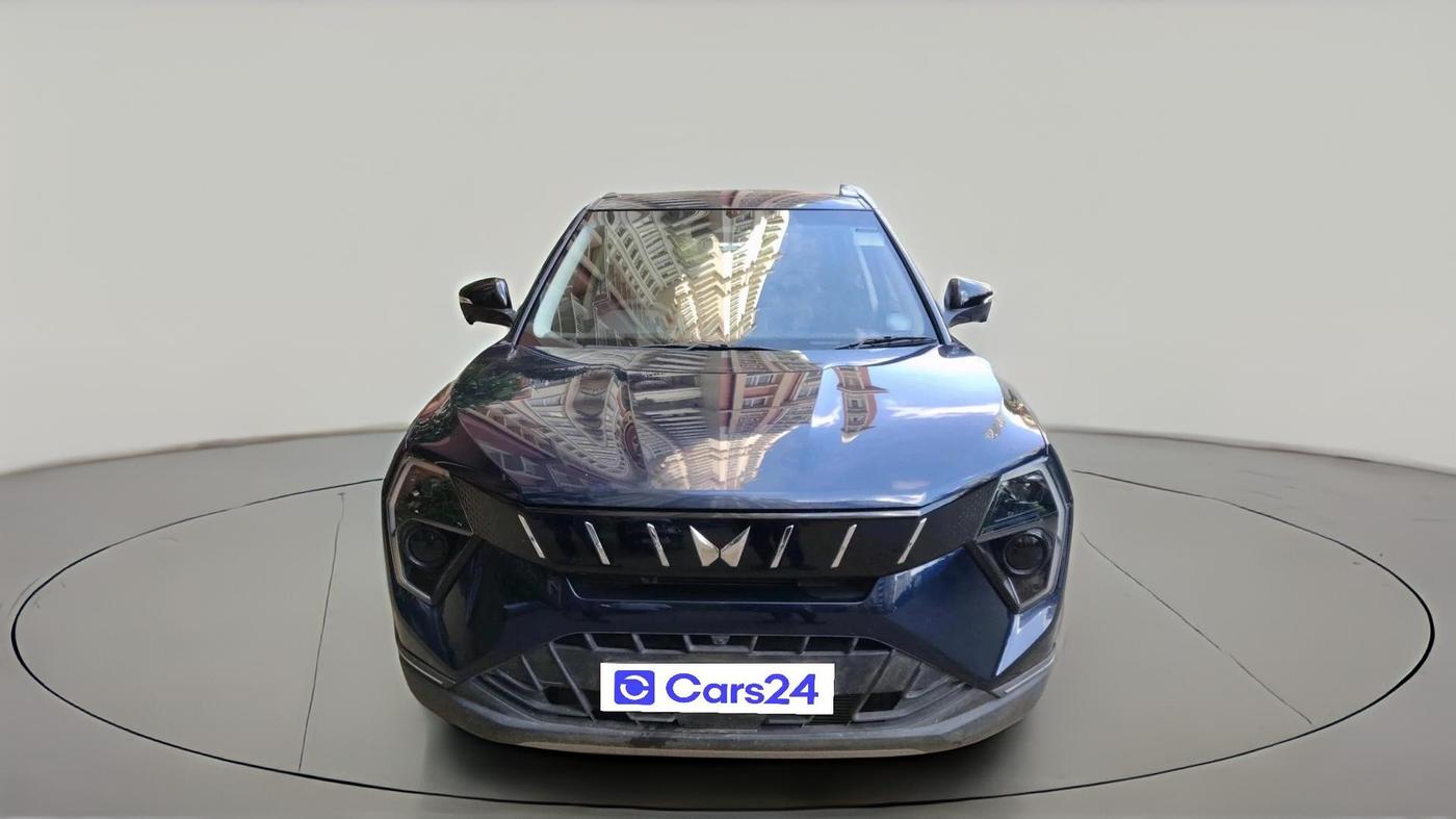 2025 Mahindra XUV 3XO AX5L 1.2 TGDi, Petrol, Manual, 6,227 km, exterior