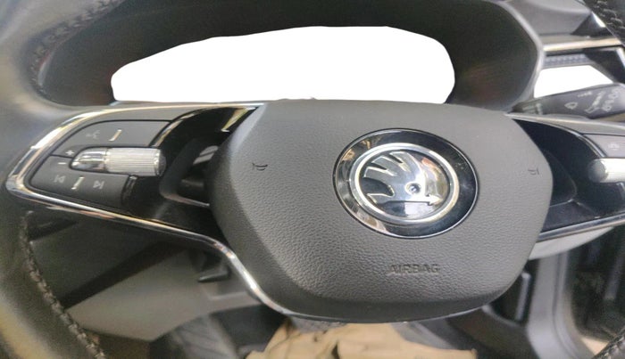 2022 Skoda KUSHAQ STYLE 1.0L TSI AT (6 AIRBAGS), Petrol, Automatic, 21,662 km, interior