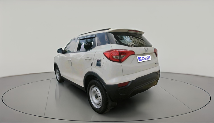 2023 Mahindra XUV300 W4 1.2 PETROL, Petrol, Manual, 13,567 km, exterior