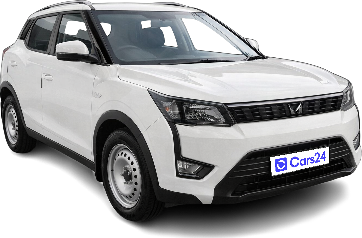 2023 Mahindra XUV300 - SUV - Petrol - Manual - ₹8.40 lakh