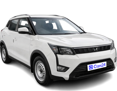 2023 Mahindra XUV300 - SUV - Petrol - Manual - ₹8.00 lakh