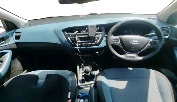 2015 Hyundai i20 Active 1.4 SX, Diesel, Manual, 92,521 km, interior