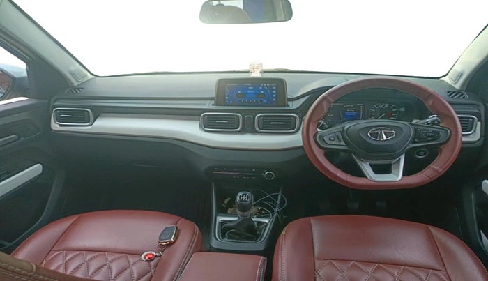 2023 Tata PUNCH CREATIVE  MT, Petrol, Manual, 15,907 km, interior