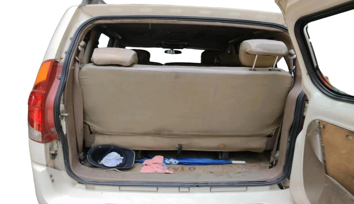 2011 Mahindra Xylo E8 ABS, Diesel, Manual, 1,54,528 km, exterior