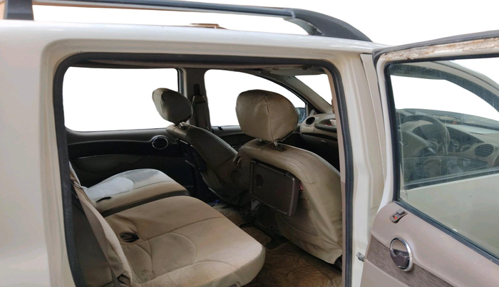 2011 Mahindra Xylo E8 ABS, Diesel, Manual, 1,54,528 km, interior