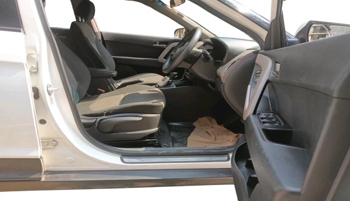 2015 Hyundai Creta SX PLUS AT 1.6 DIESEL, Diesel, Automatic, 74,324 km, interior