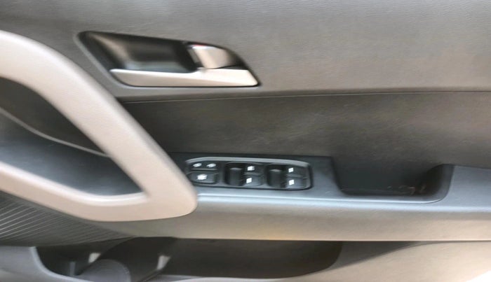 2015 Hyundai Creta SX PLUS AT 1.6 DIESEL, Diesel, Automatic, 74,324 km, interior