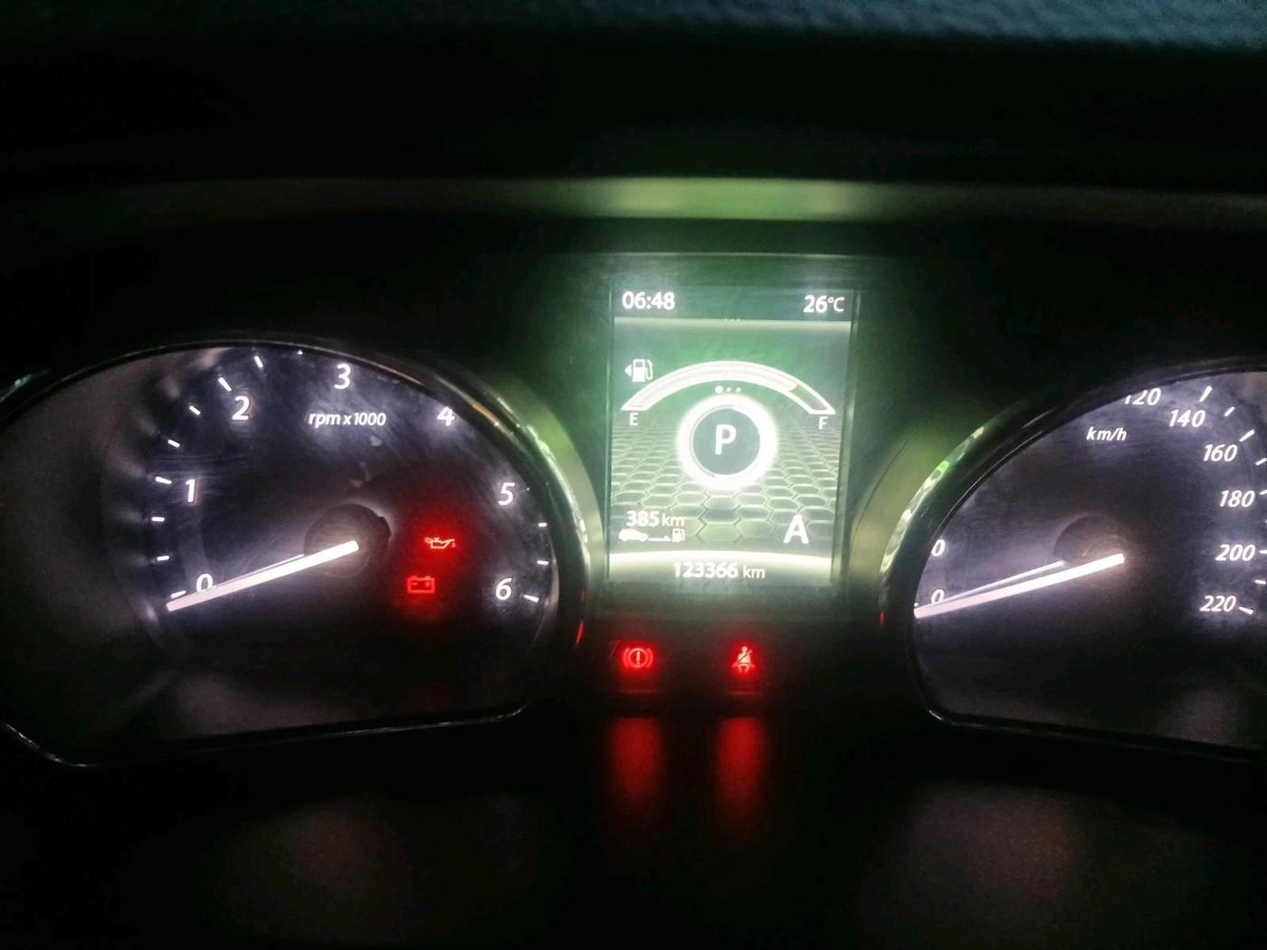 2019 Tata Hexa XTA 4X2 7 STR, Diesel, Automatic, 1,23,366 km, interior
