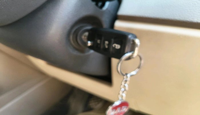 2016 Skoda Rapid AMBITION 1.6 MPI MT, Petrol, Manual, 59,932 km, interior