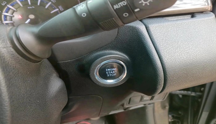 2017 Toyota Innova Crysta 2.8 ZX AT 7 STR, Diesel, Automatic, 1,10,691 km, interior